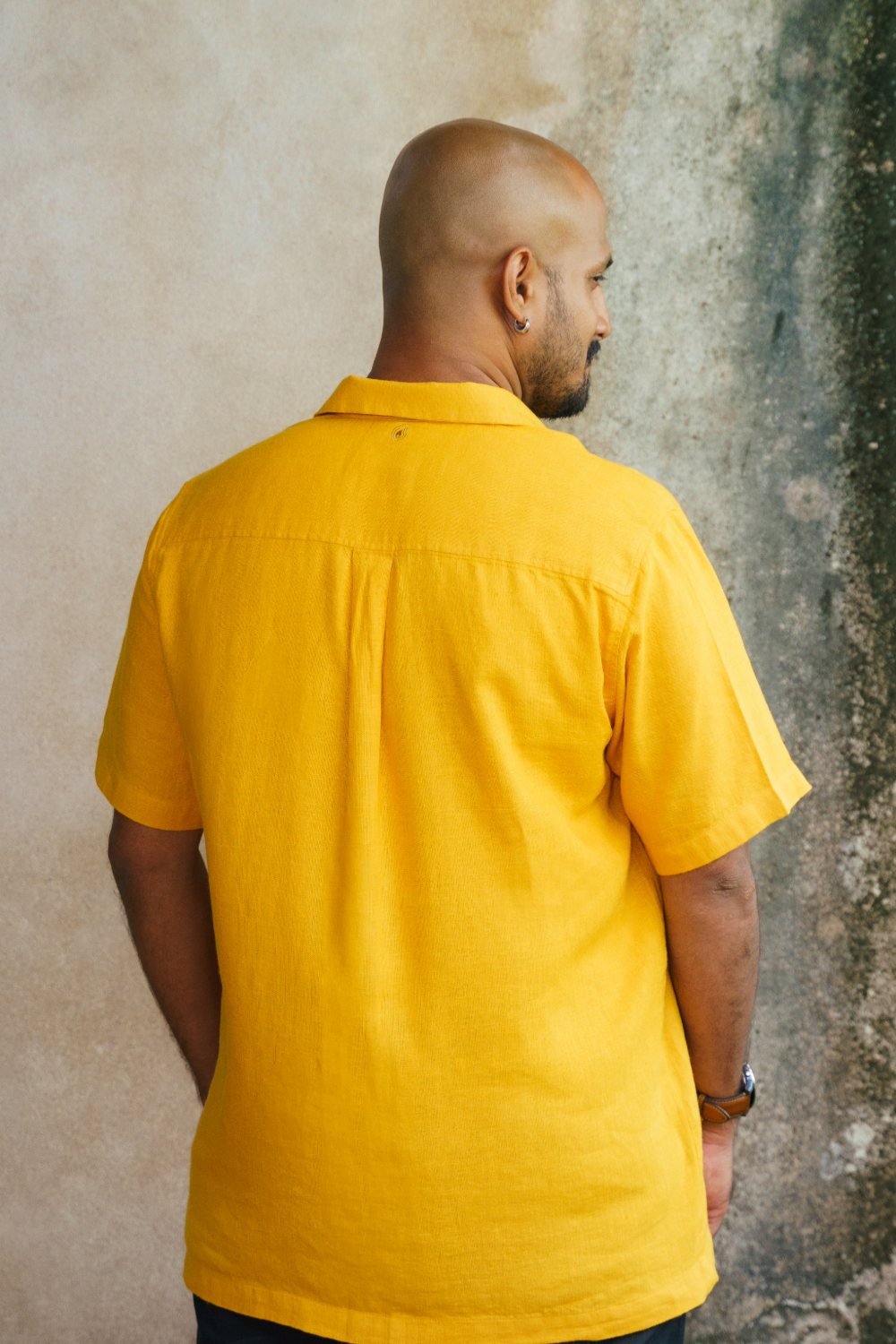 Back view of yellow shirt