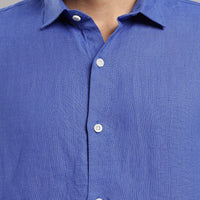Sora Linen Shirt – collar and placket detail